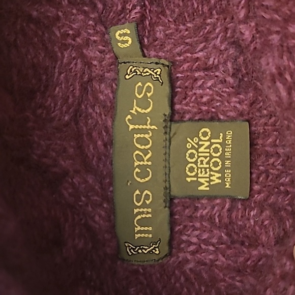 EUC Inis Crafts Irish 100% Merino Wool Cowlneck Turtleneck Purple Knit Sweater - Picture 9 of 11